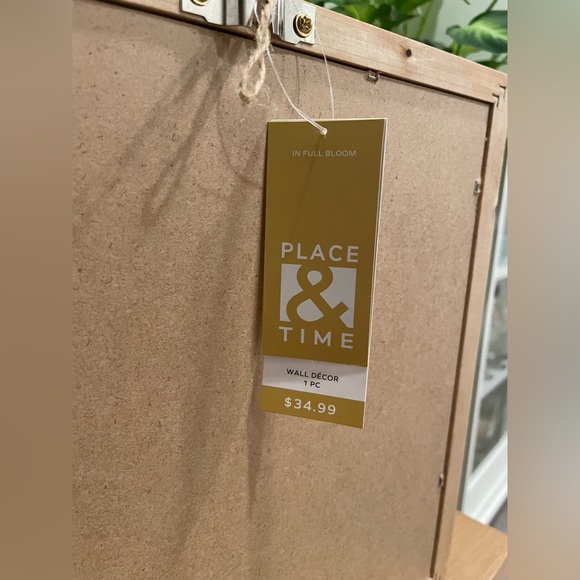 Cute Framed Wall Art with Flower NWT 12"x12" - Picture 5 of 6